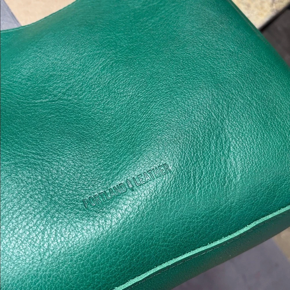 Aspen Large in Bacalar by Portland Leather, New in Box - Picture 12 of 13